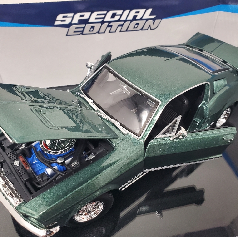 ☆SPECIAL☆EDITION☆ 1967 FORD MUSTANG GTA FASTBACK 1/18 Scale Maisto Diecast Model